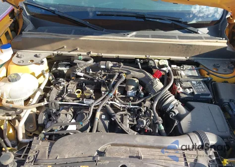 2022 Ford Maverick Xlt z USA, uszkodzony, nr VIN 3FTTW8E95NRA12962